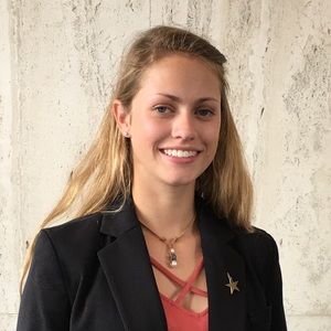 Meet your Posher, Isabel